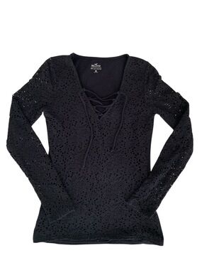 Hollister Lace-Up Must Have Top Women’s M Black Lace Overlay Long Sleeves Blouse